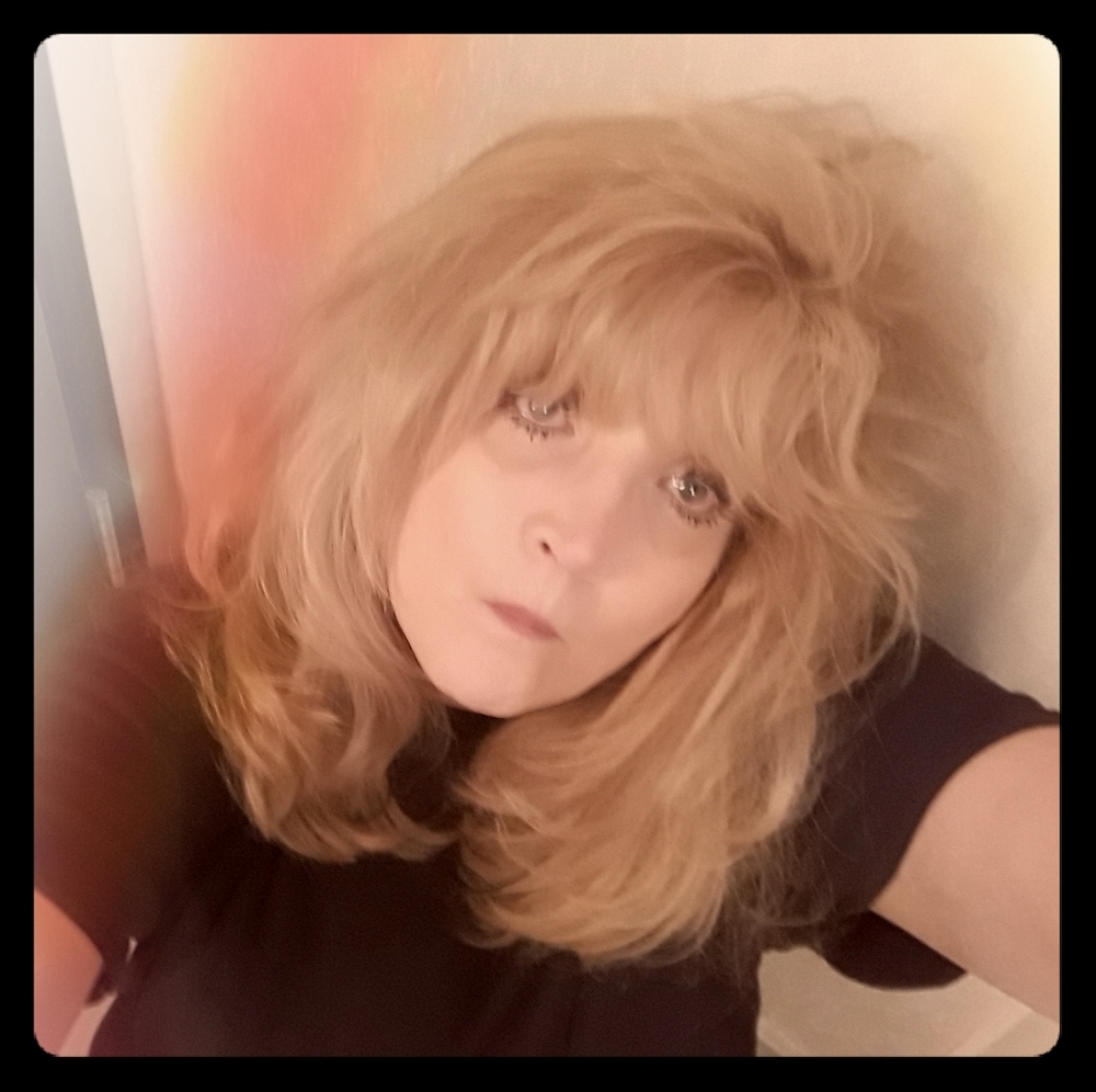 Meet your Posher, Lynne